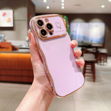 Wavy Electroplated Heart-Patterned Shockproof Phone Case for iPhone